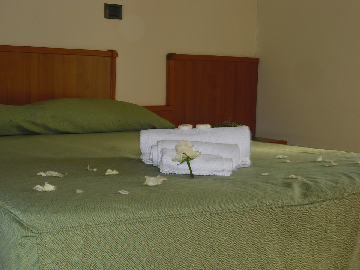 La Collinetta Sas Hotel Montazzoli Exterior photo